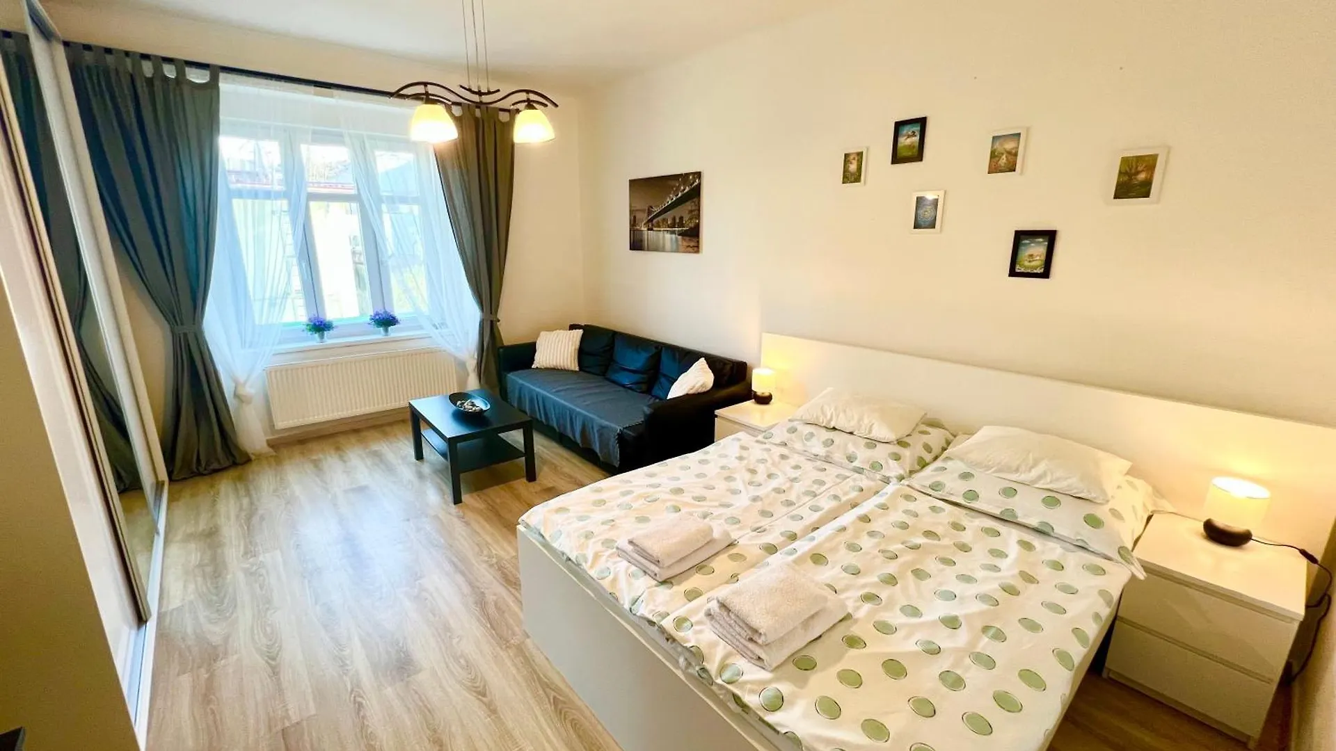 Contatos de Central Accommodation Angel